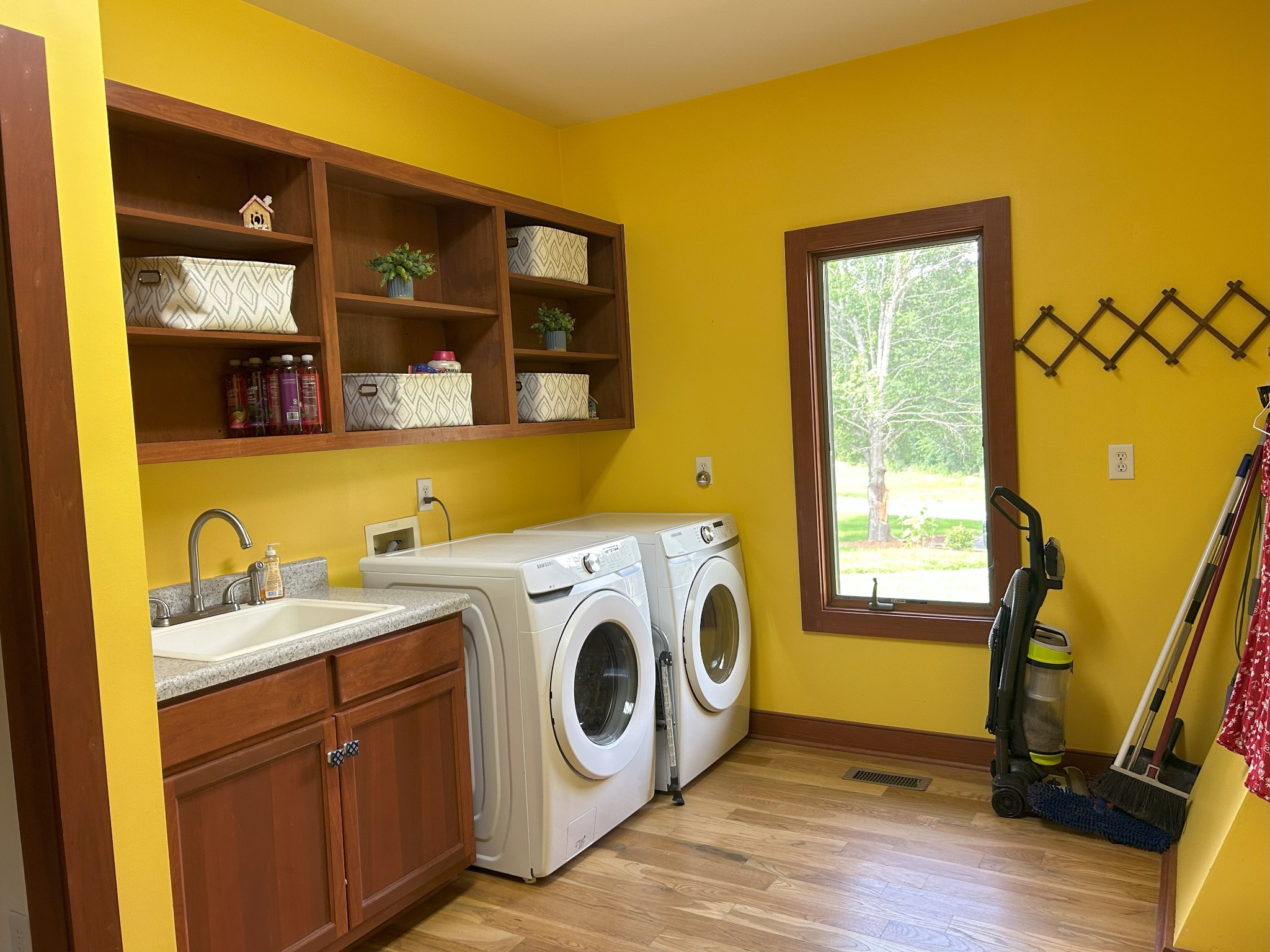 3 Millersburg Road Christiana, TN 37037 - Photo 20 of 60 a utility room with dryer and washer