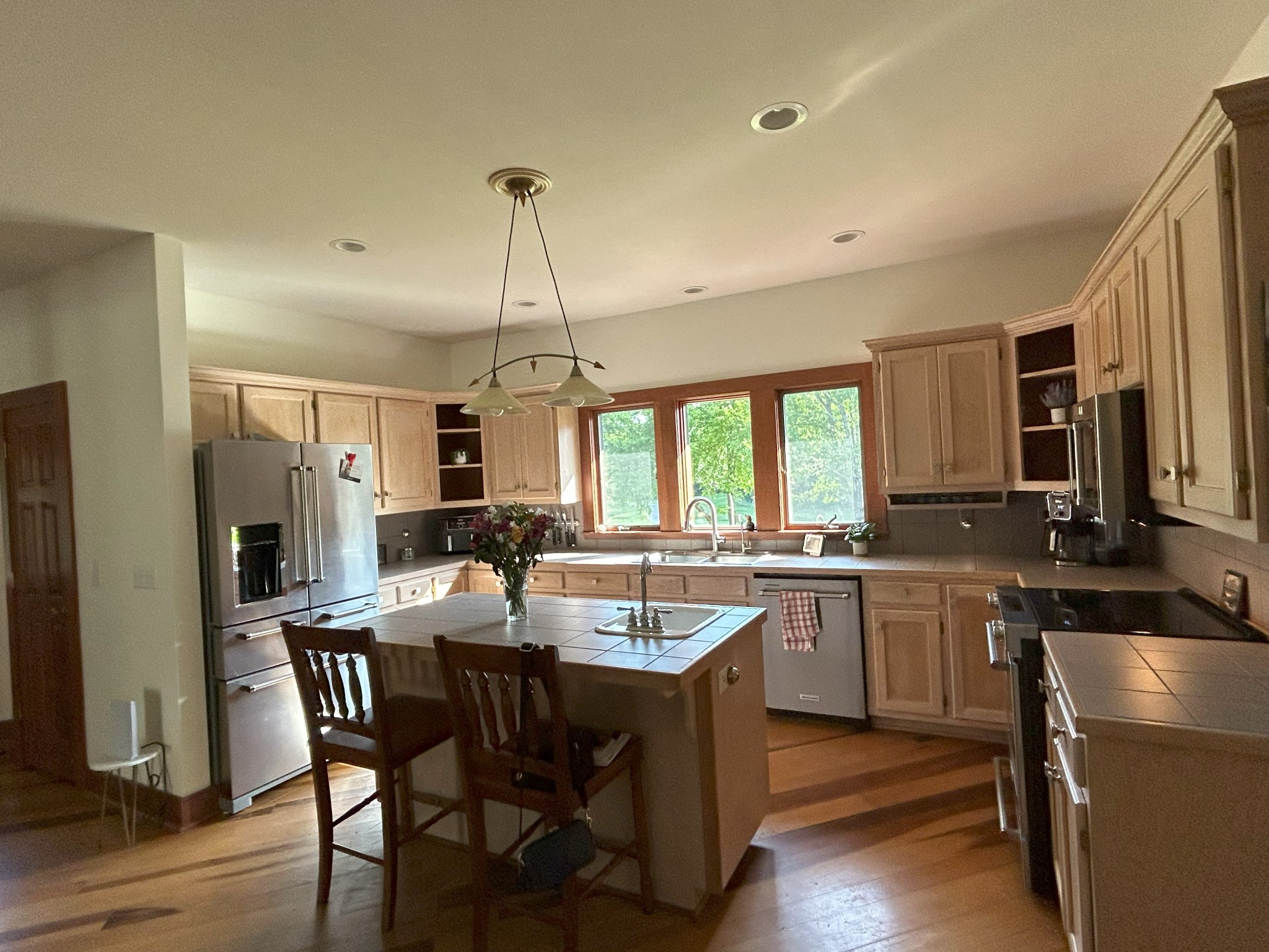 3 Millersburg Road Christiana, TN 37037 - Photo 8 of 60 a large kitchen with a table and chairs