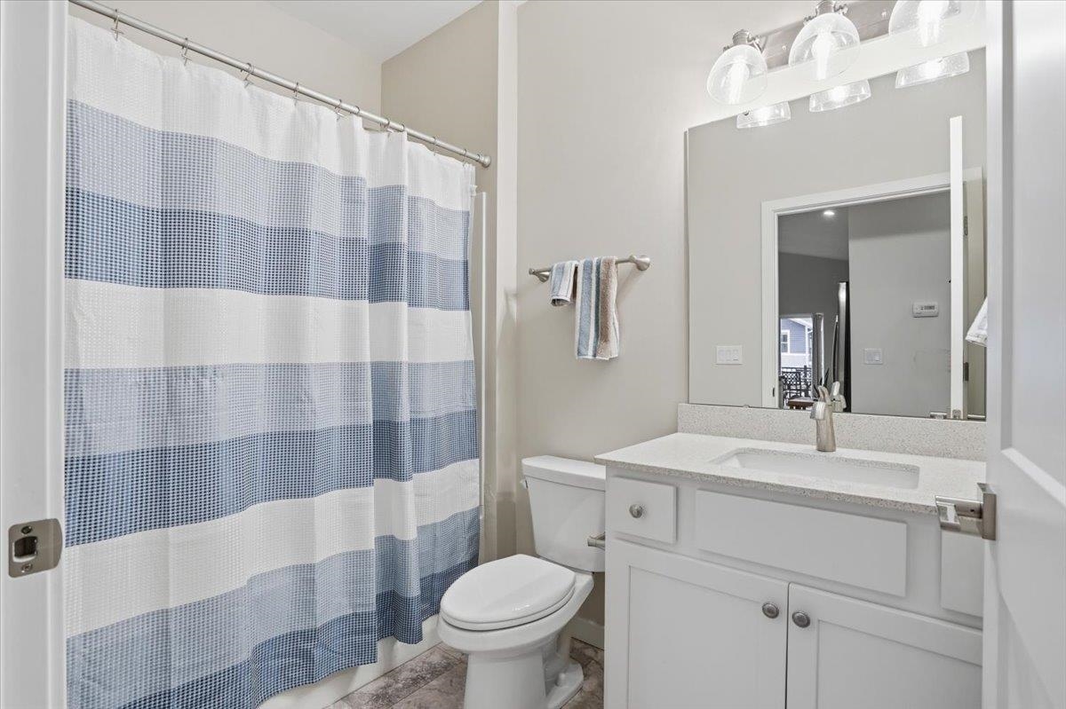 1206 Tivoli Oregon, WI 53575 - Photo 14 of 32