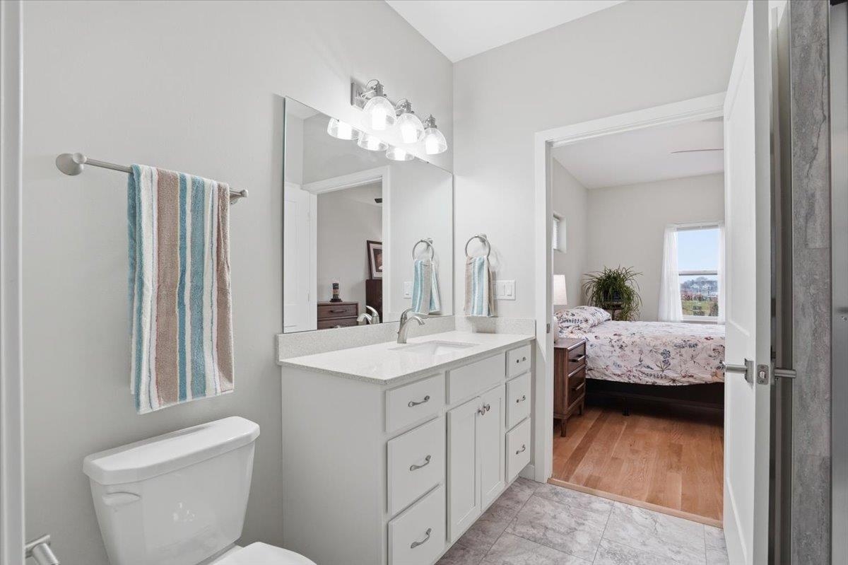 1206 Tivoli Oregon, WI 53575 - Photo 20 of 32