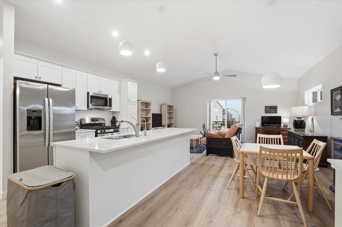 1206 Tivoli Oregon, WI 53575 - Photo 2 of 32