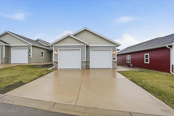 $450,000 | 1206 Tivoli, Oregon, WI 53575
