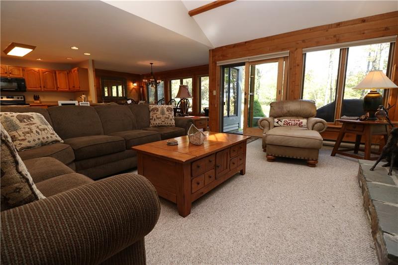 1943 South Ridge Way Hidden Valley, PA 15502 - Photo 5 of 24 Gallery Image 5