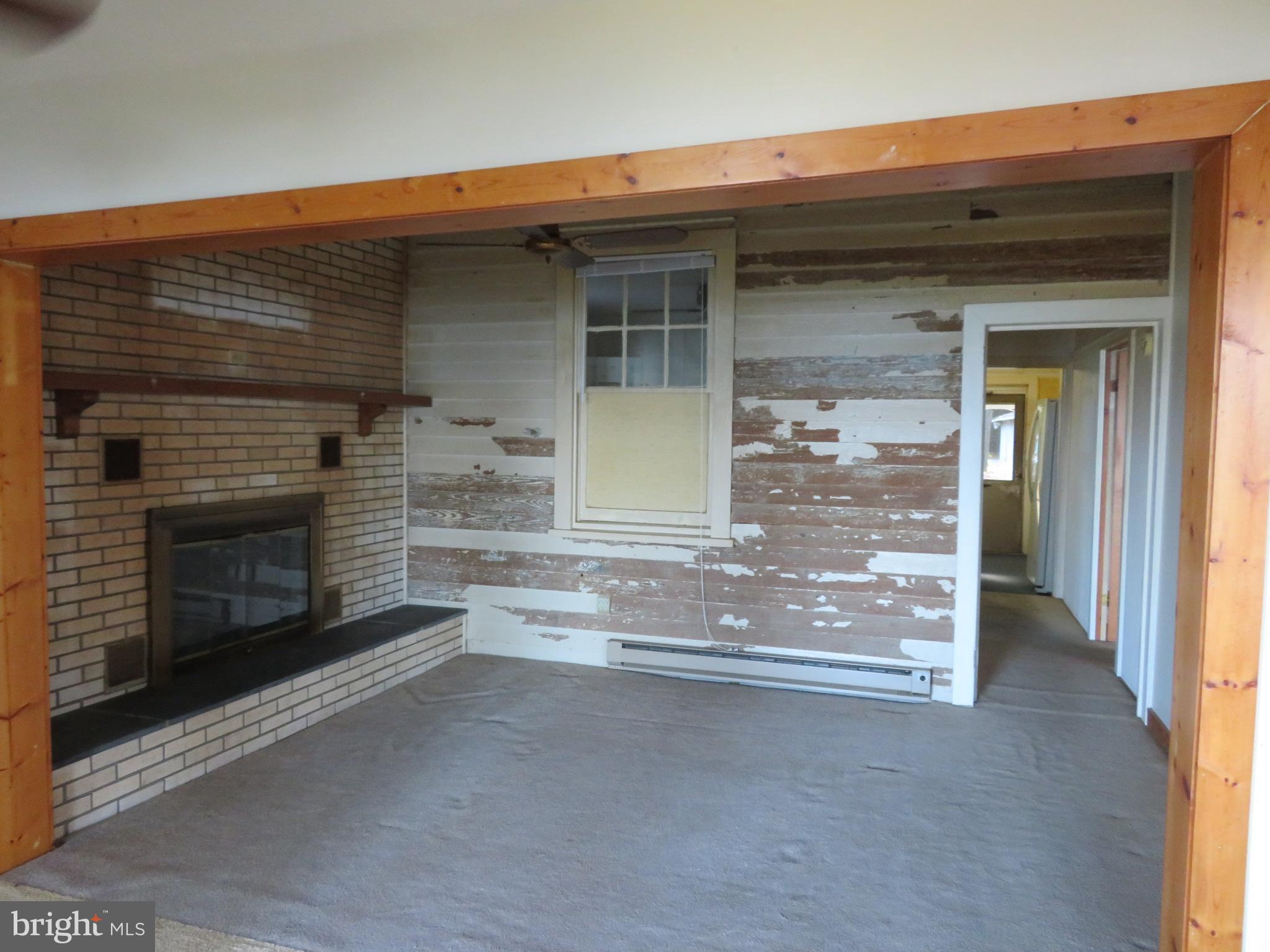 18375 River Road Tall Timbers, MD 20690 - Photo 6 of 22 Living Room