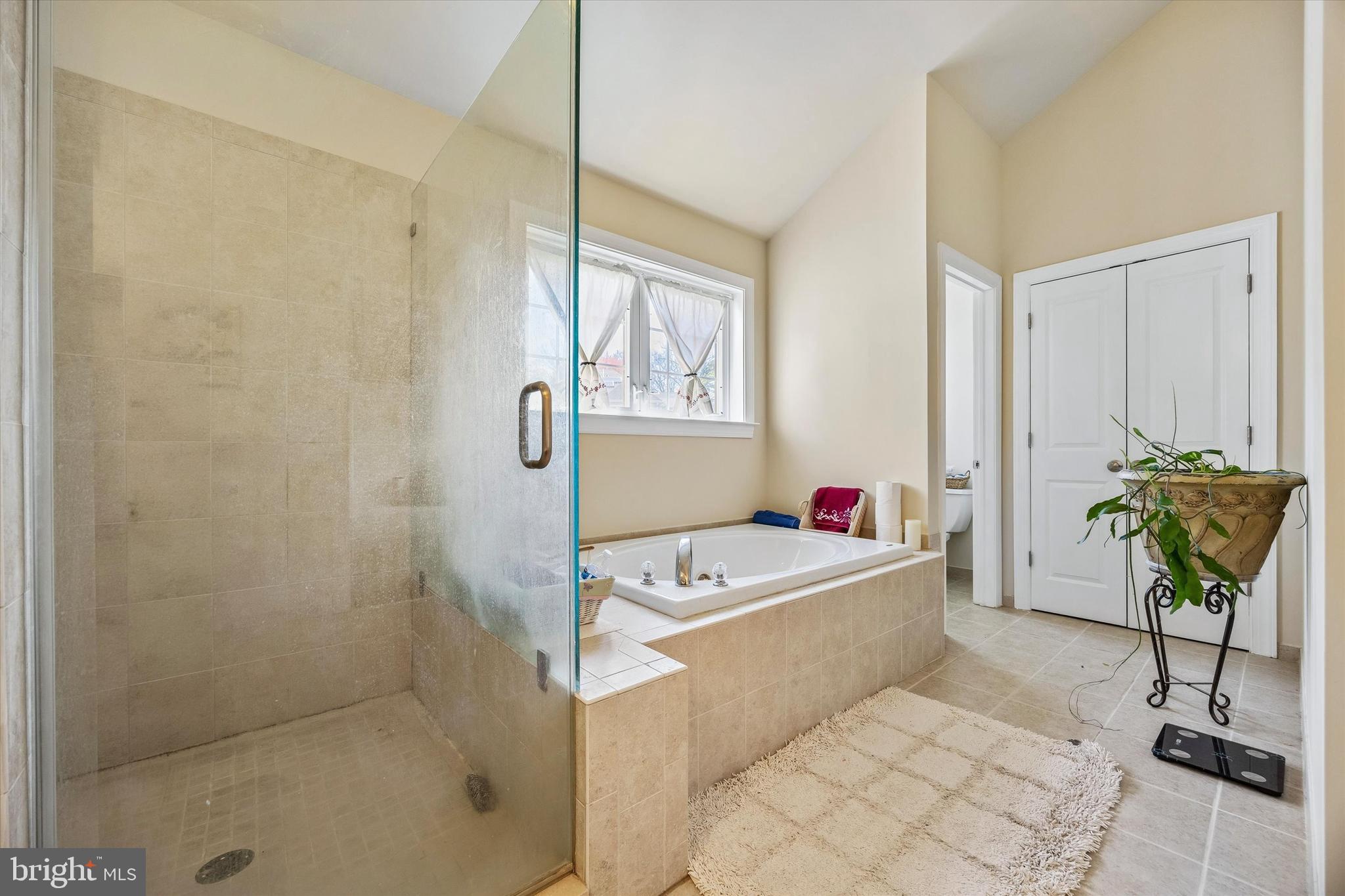 746 Upper Gulph Road Wayne, PA 19087 - Photo 18 of 34 Primary shower and separate tub