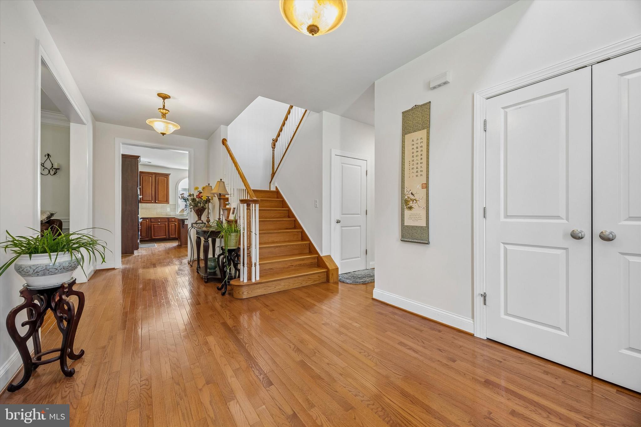 746 Upper Gulph Road Wayne, PA 19087 - Photo 2 of 34 A beautiful entry foyer greets your guests