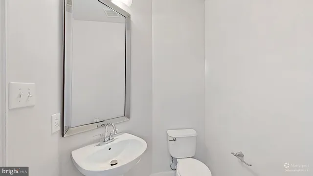 $393,000 | 12 Fawn Court, Delran, NJ 08075