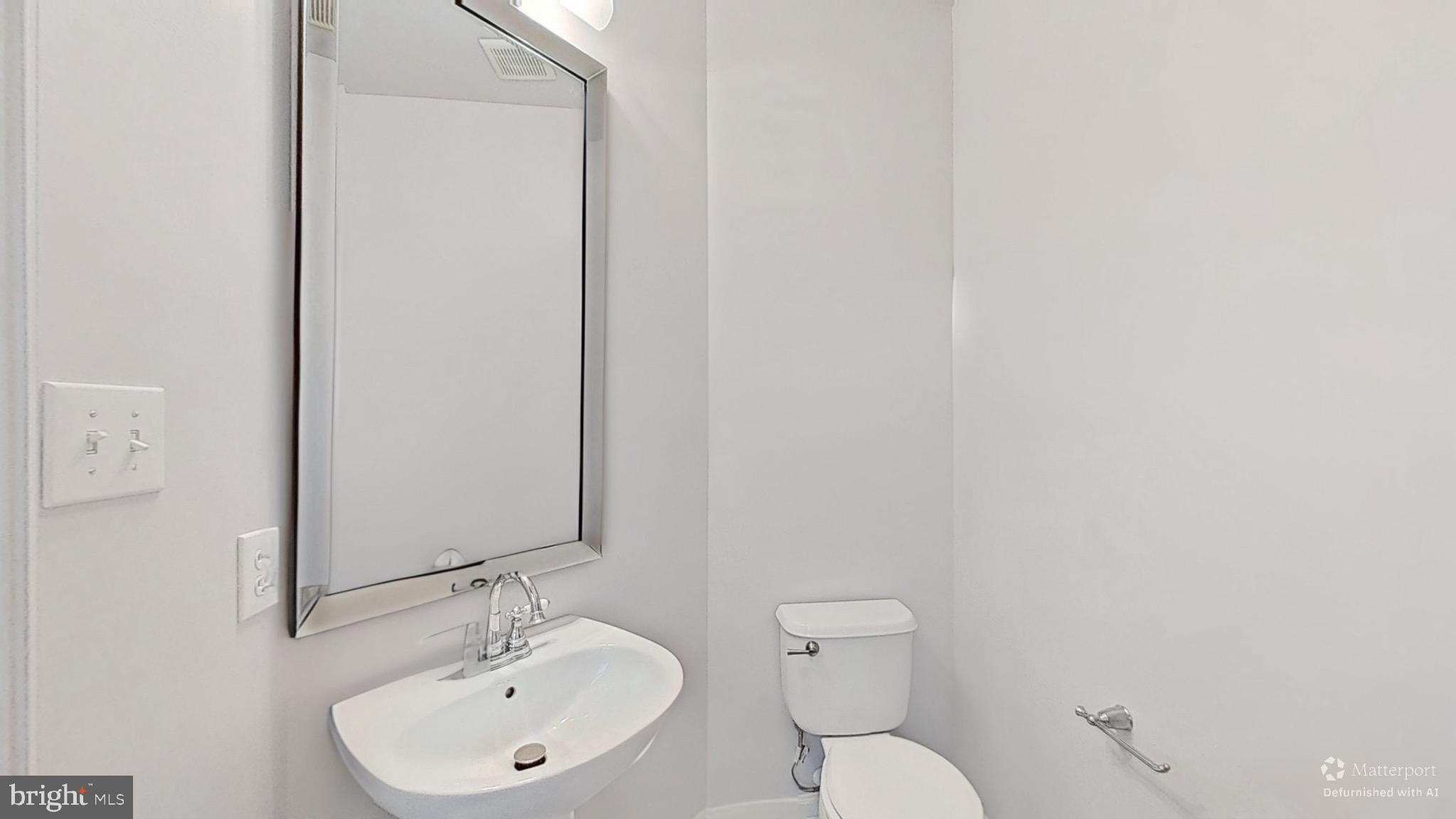 12 Fawn Court Delran, NJ 08075 - Photo 19 of 26 Sleek and modern bathroom design.