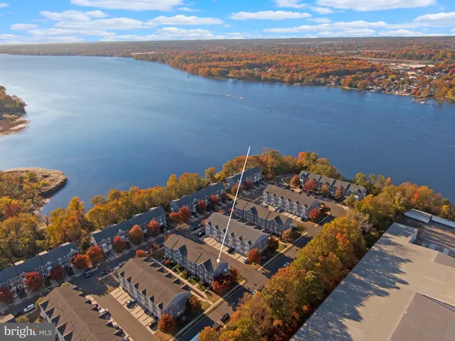 $393,000 | 12 Fawn Court, Delran, NJ 08075