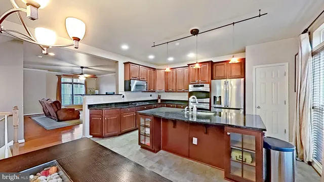 $393,000 | 12 Fawn Court, Delran, NJ 08075