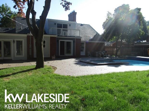 1035 Cadieux Road Grosse Pointe Park, MI 48230 - Photo 14 of 32