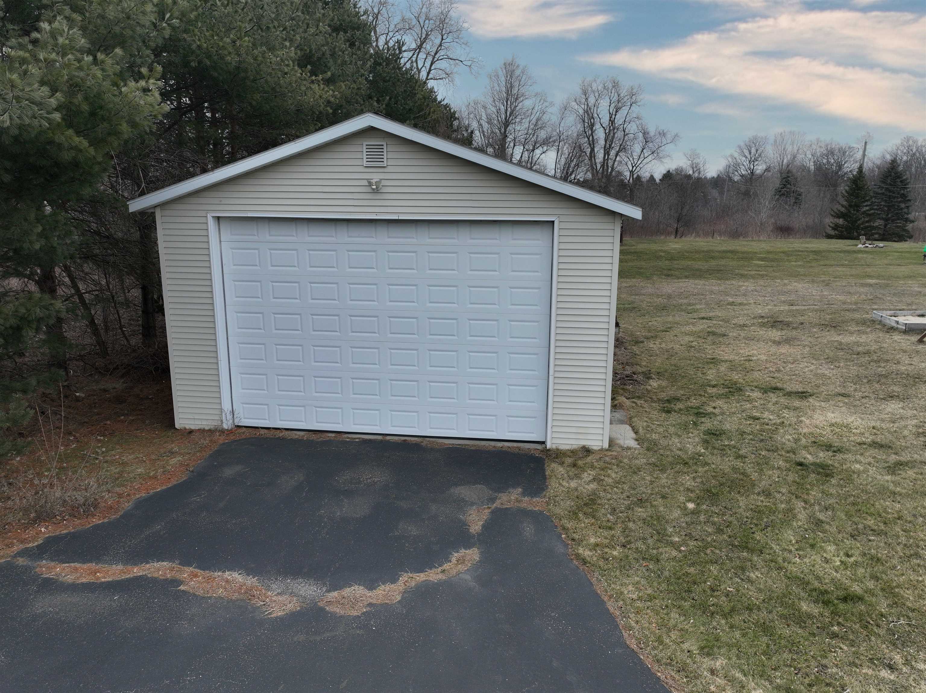 5214 Duffield Road Swartz Creek, MI 48473 - Photo 57 of 67 50102017-57.JPG