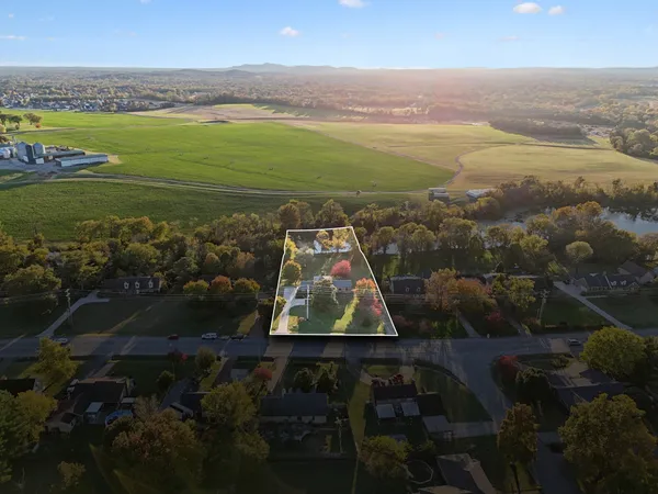 $699,900 | 711 Warrior Drive, Murfreesboro, TN 37128