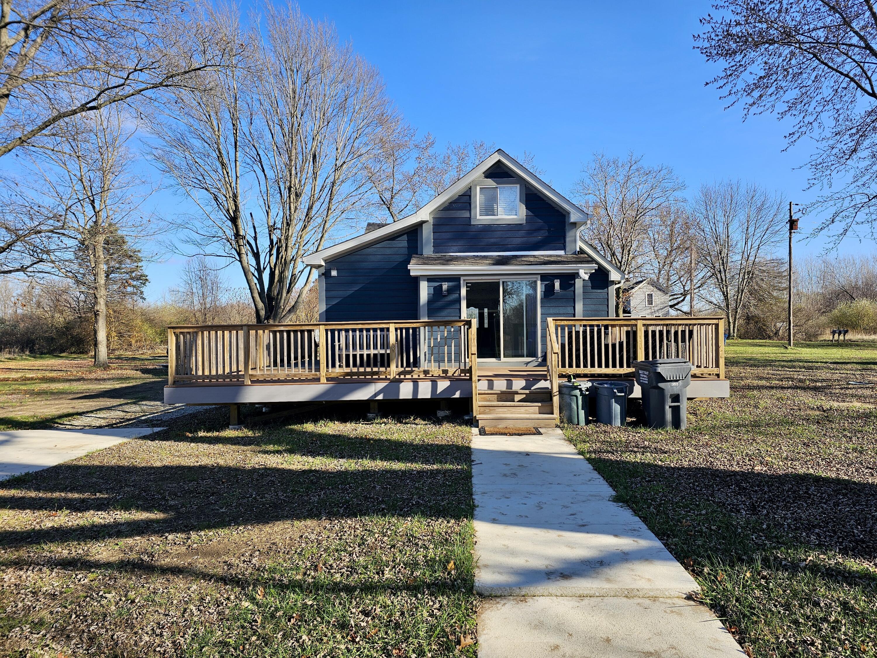 1982 South Benton Center Road Benton Harbor, MI 49022 - Photo 23 of 39 20241126_135851