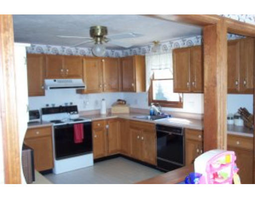 529 Douglas Road Northbridge, MA 01588 - Photo 2 of 4 Gallery Image 2