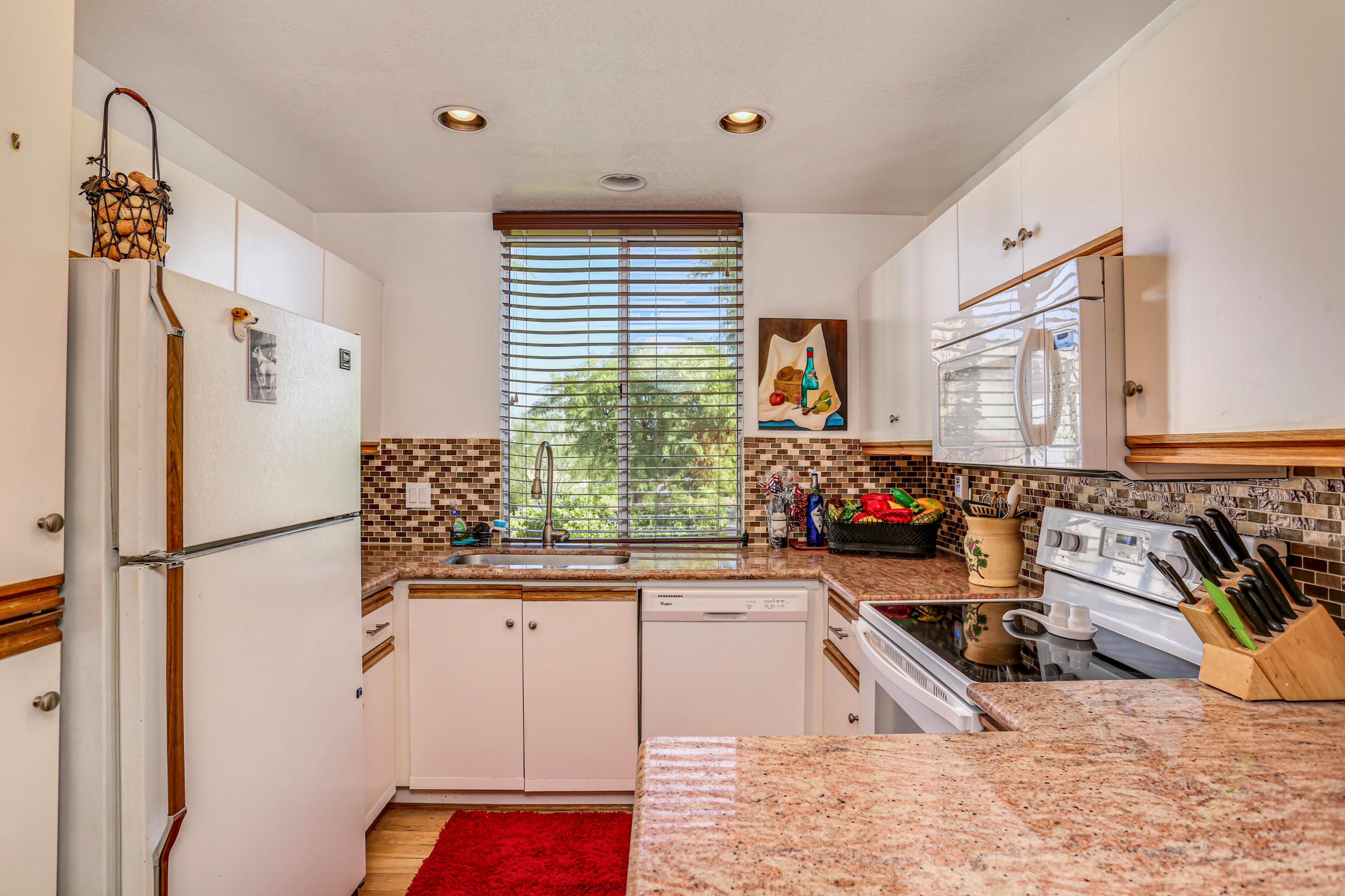 401 El Cielo Road, Unit 12 Palm Springs, CA 92262 - Photo 13 of 32 14