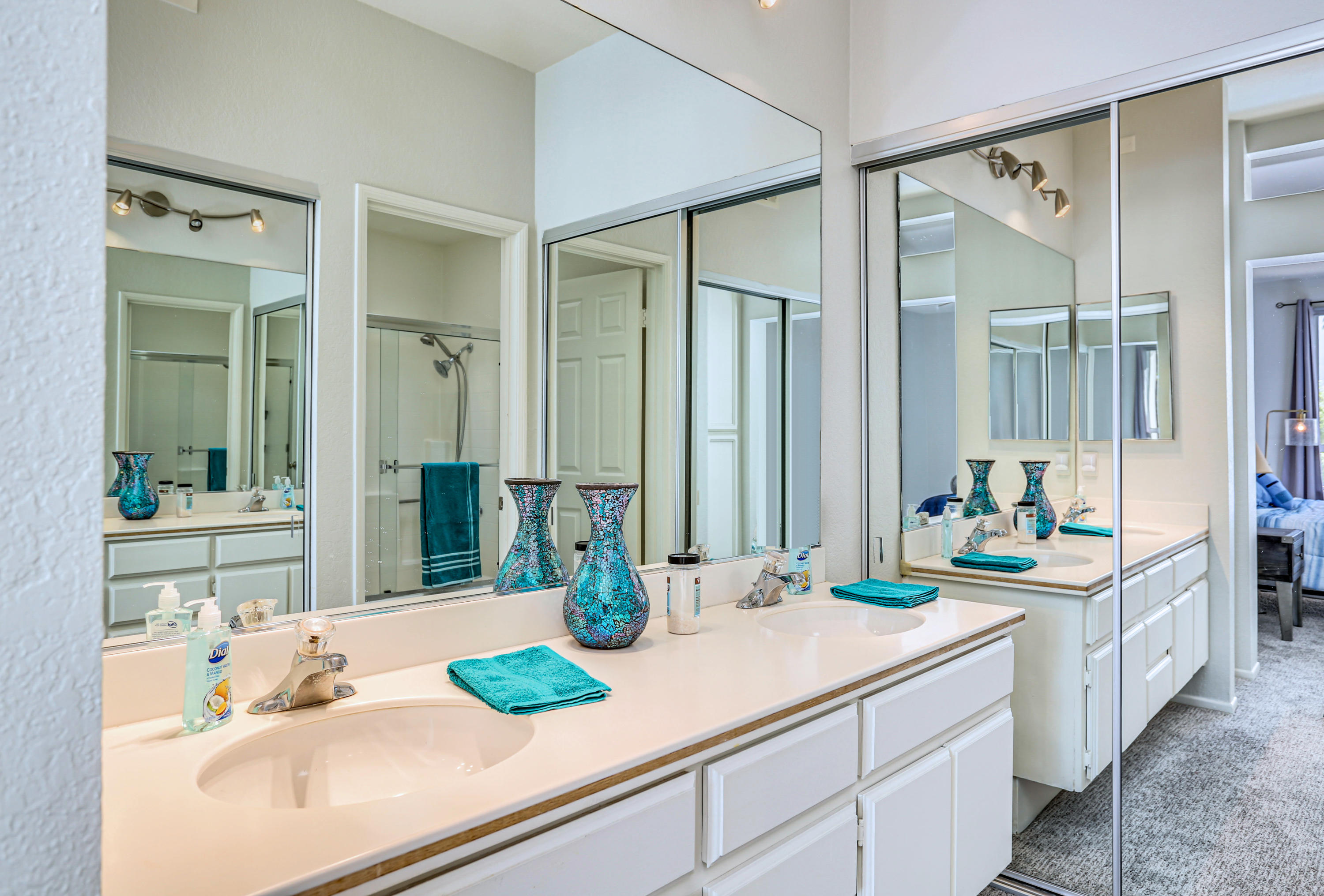 401 El Cielo Road, Unit 12 Palm Springs, CA 92262 - Photo 19 of 32 20