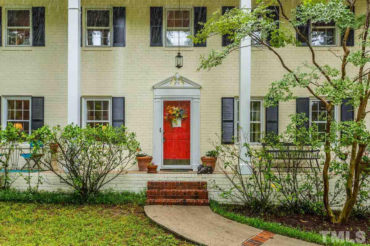 4808 Dundee Place Raleigh, NC 27612 - Photo 2 of 25