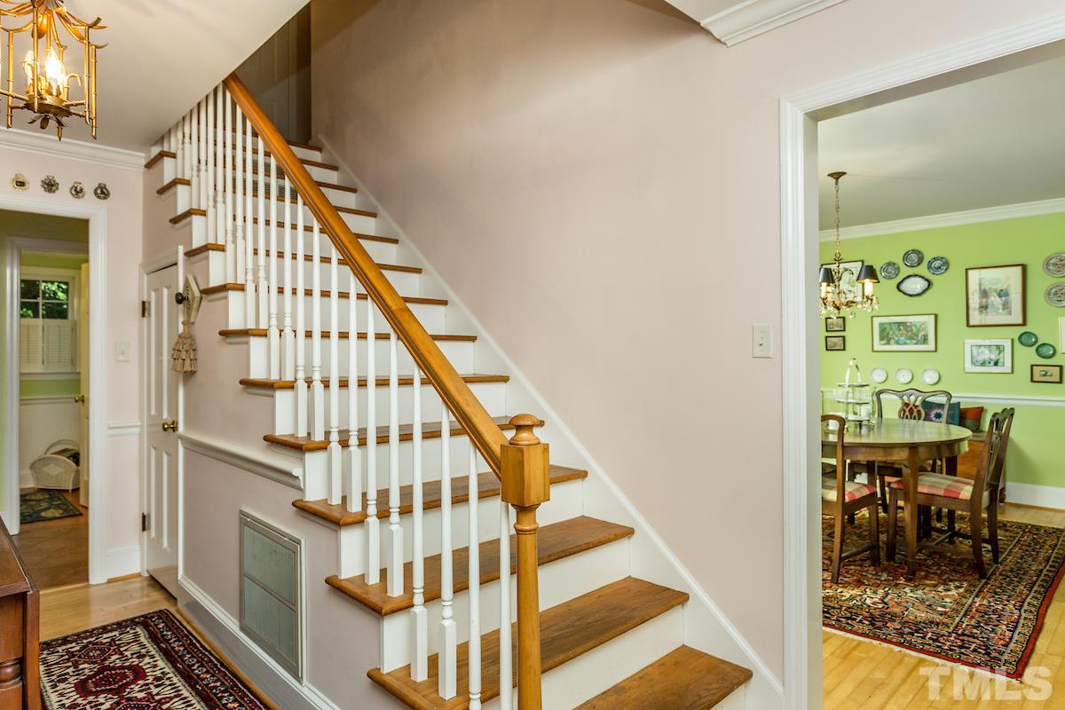 4808 Dundee Place Raleigh, NC 27612 - Photo 3 of 25