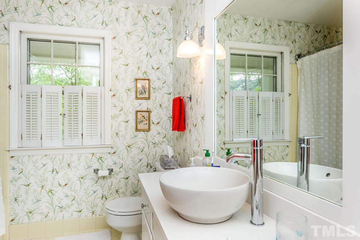 4808 Dundee Place Raleigh, NC 27612 - Photo 21 of 25