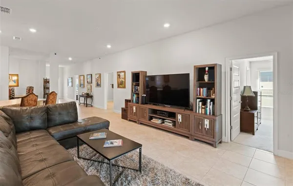 $2,300 | 636 Tanaro Lane, Haines City, FL 33844