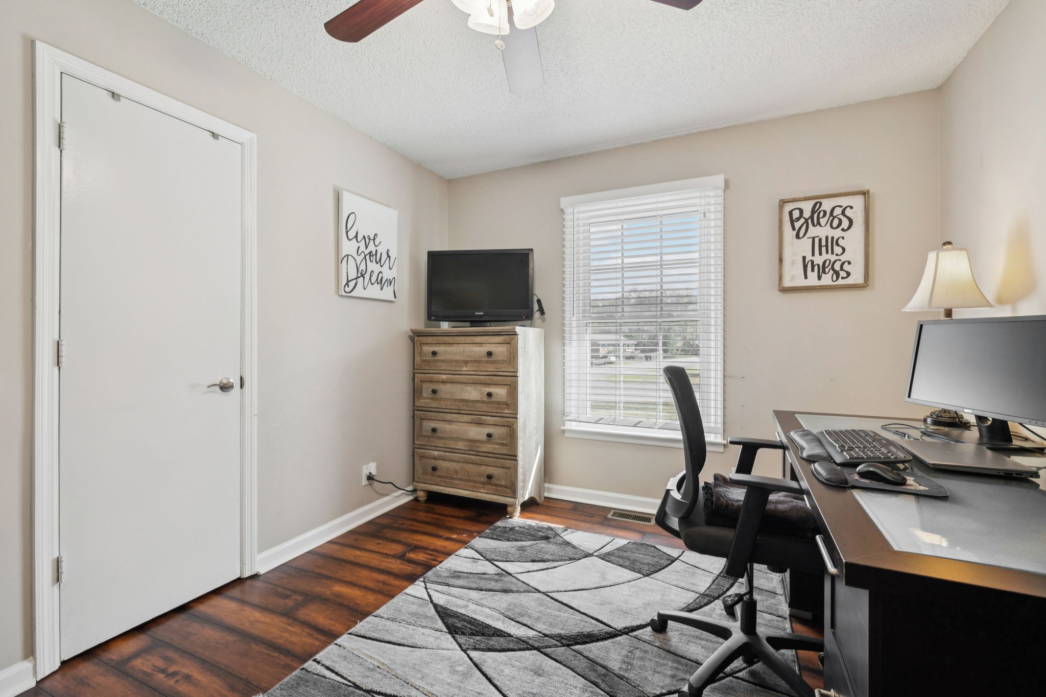 900 Ridge West Hermitage, TN 37076 - Photo 25 of 38 a workspace with furniture and a window