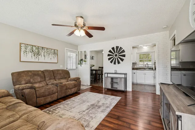 $350,000 | 900 Ridge West, Hermitage, TN 37076