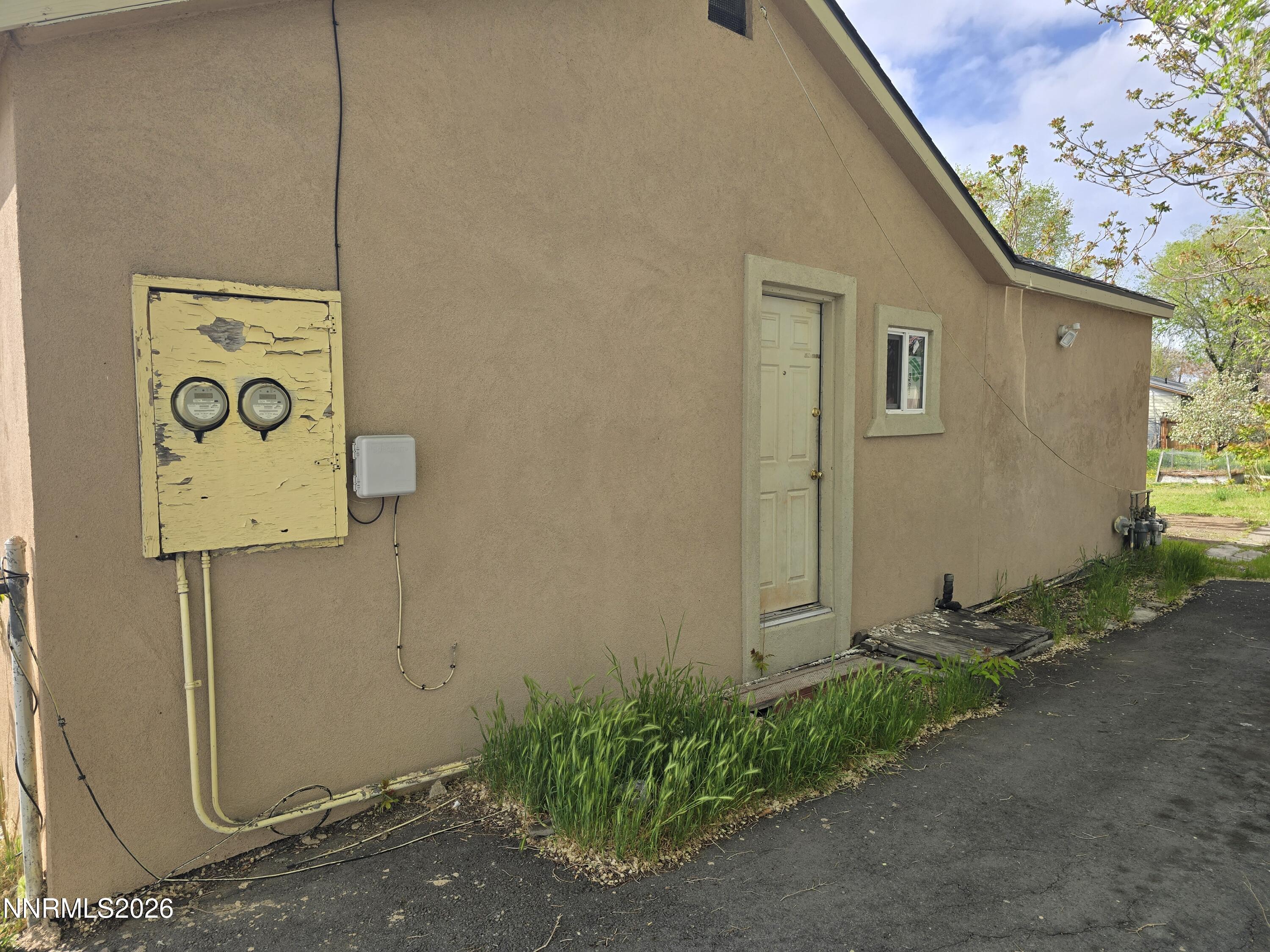 247 Linden Street Reno, NV 89502 - Photo 4 of 20 20260401_163527