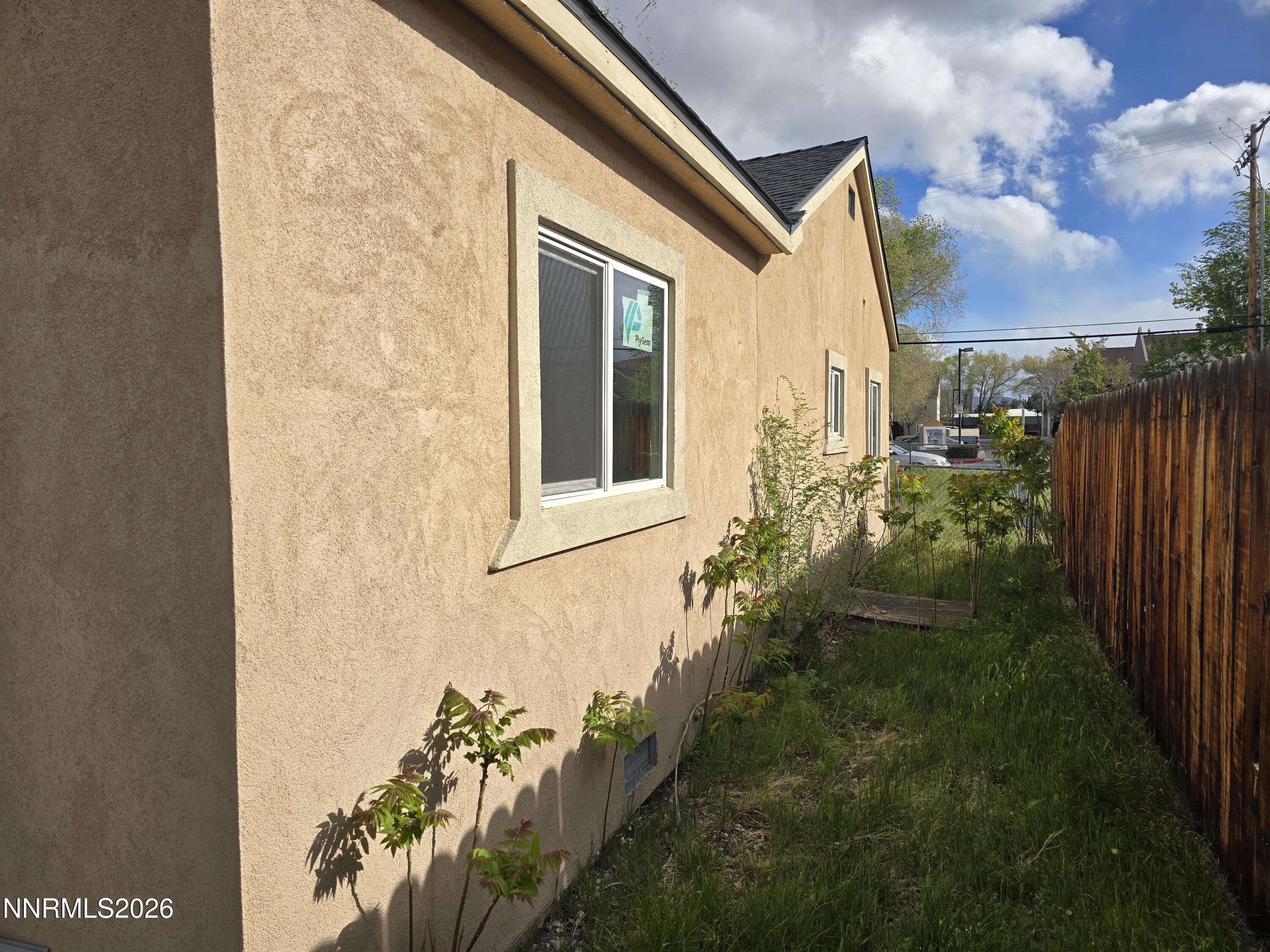 247 Linden Street Reno, NV 89502 - Photo 7 of 20 20260401_163705