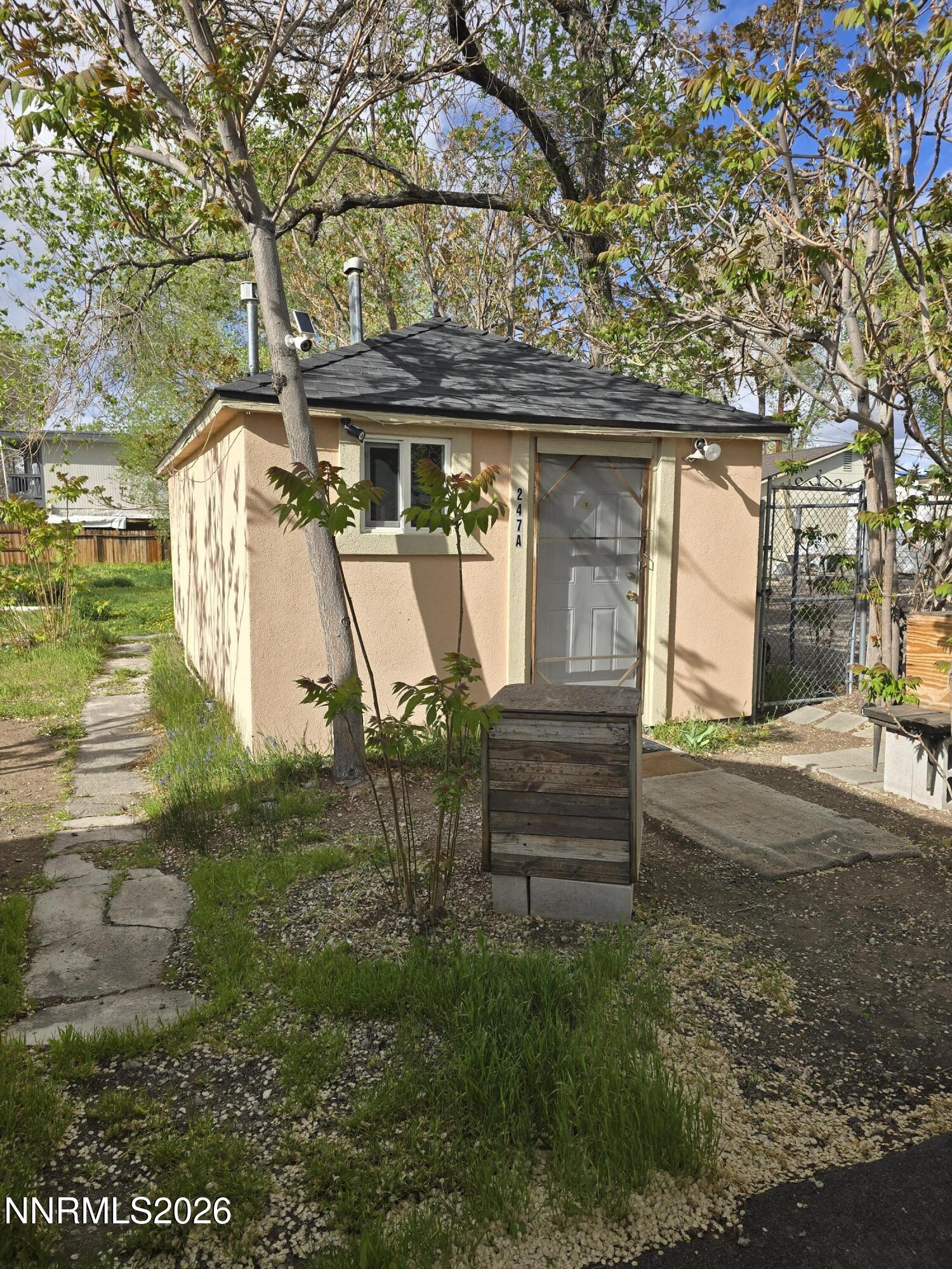 247 Linden Street Reno, NV 89502 - Photo 8 of 20 20260401_163619