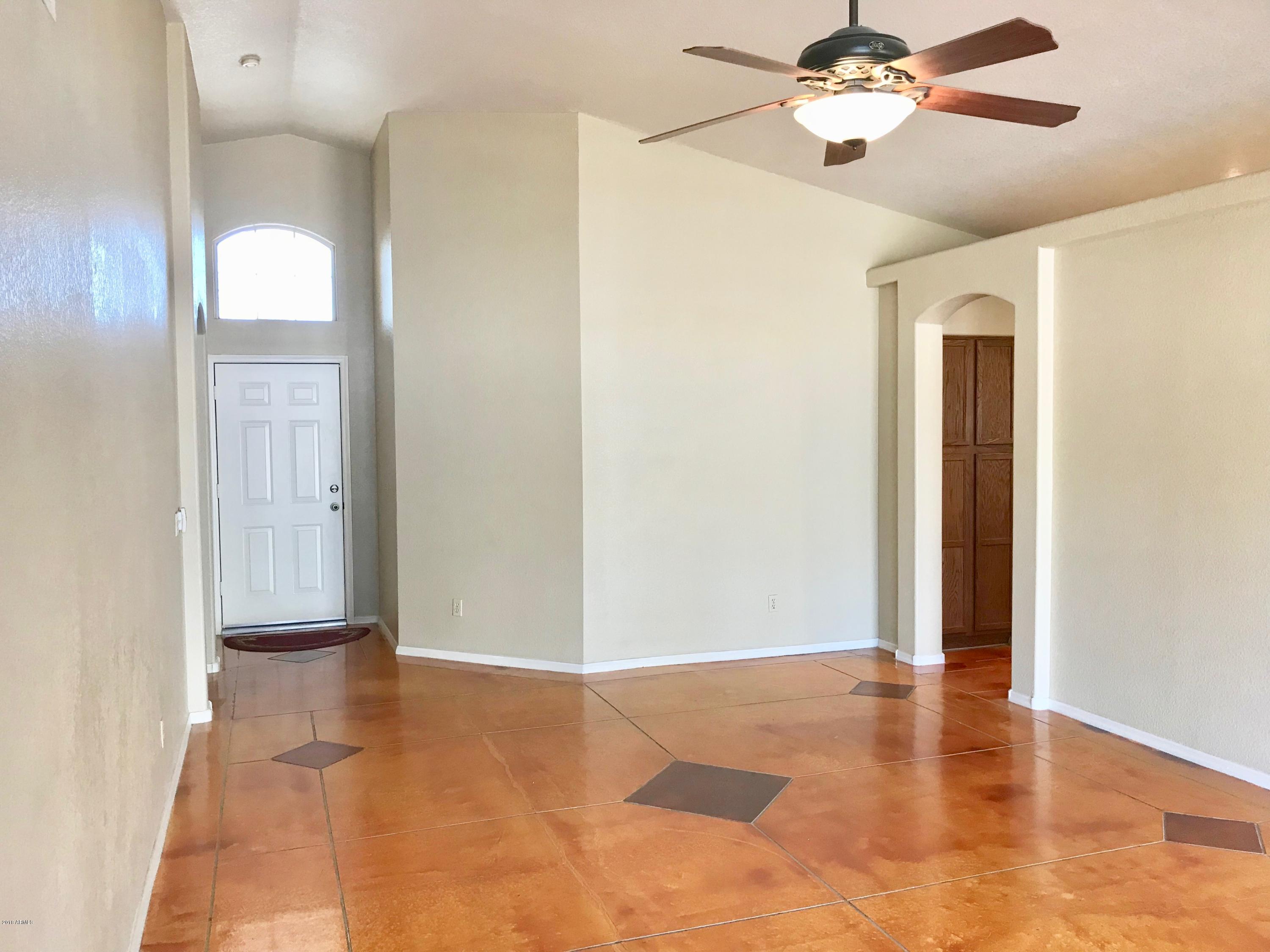 498 West Smoke Tree Road Gilbert, AZ 85233 - Photo 2 of 20 IMG_5568