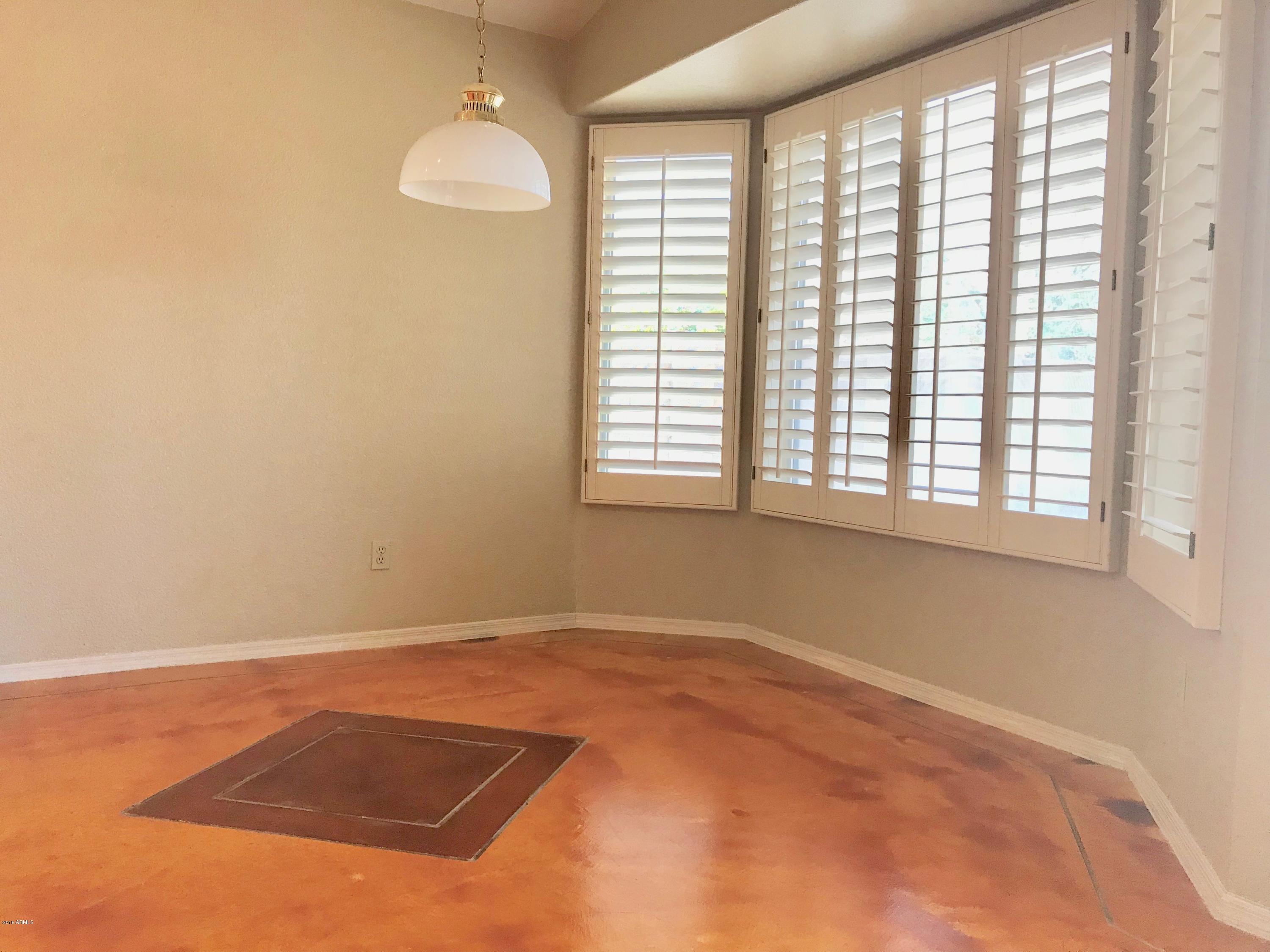 498 West Smoke Tree Road Gilbert, AZ 85233 - Photo 3 of 20 IMG_5545