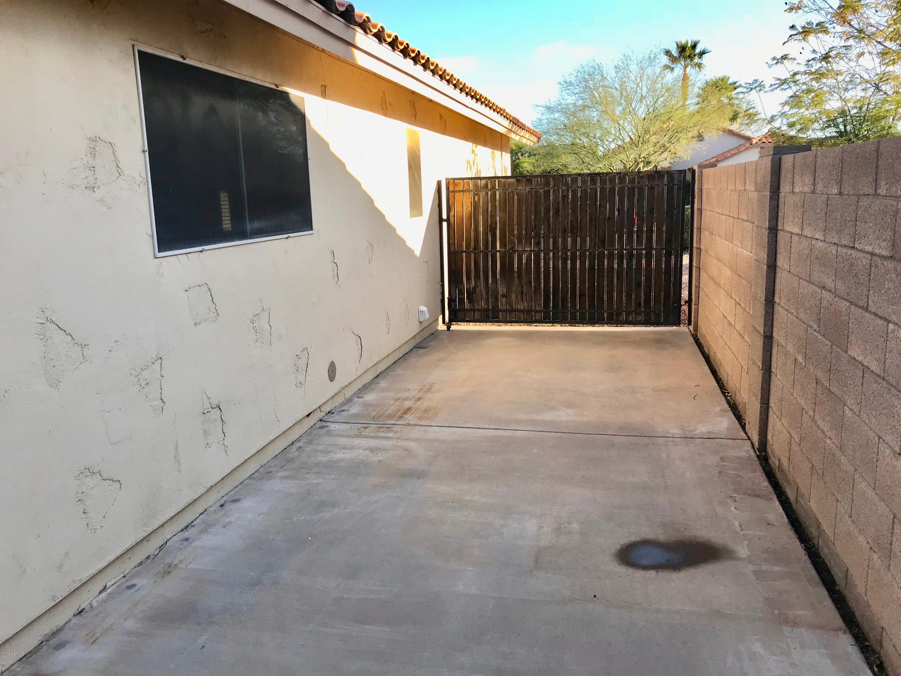498 West Smoke Tree Road Gilbert, AZ 85233 - Photo 5 of 20 IMG_5509