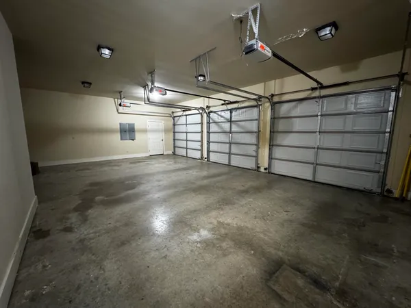 a view of a garage