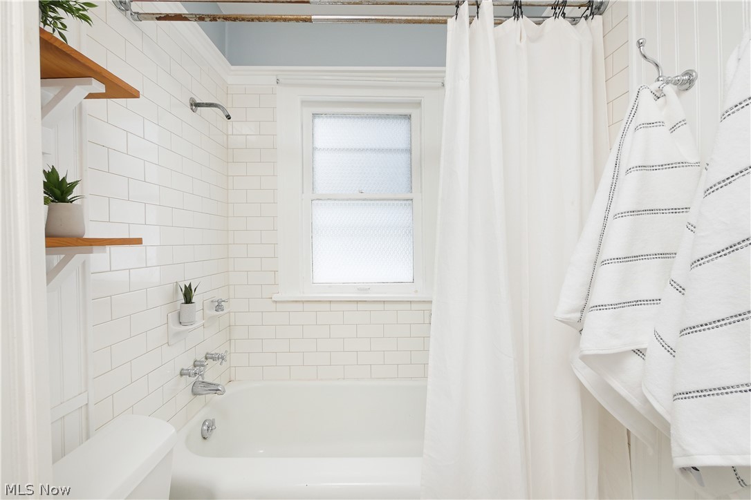 2613 Princeton Road Cleveland, OH 44118 - Photo 20 of 35 Gallery Image 20