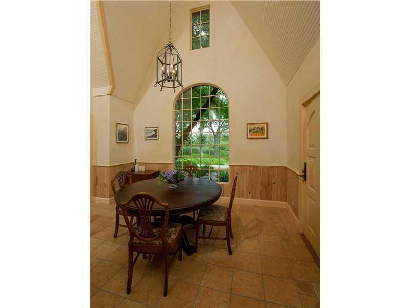 44 Tower Road Kittery Point, ME 03905 - Photo 11 of 32 Dining Room. Beadboard ceilings,...