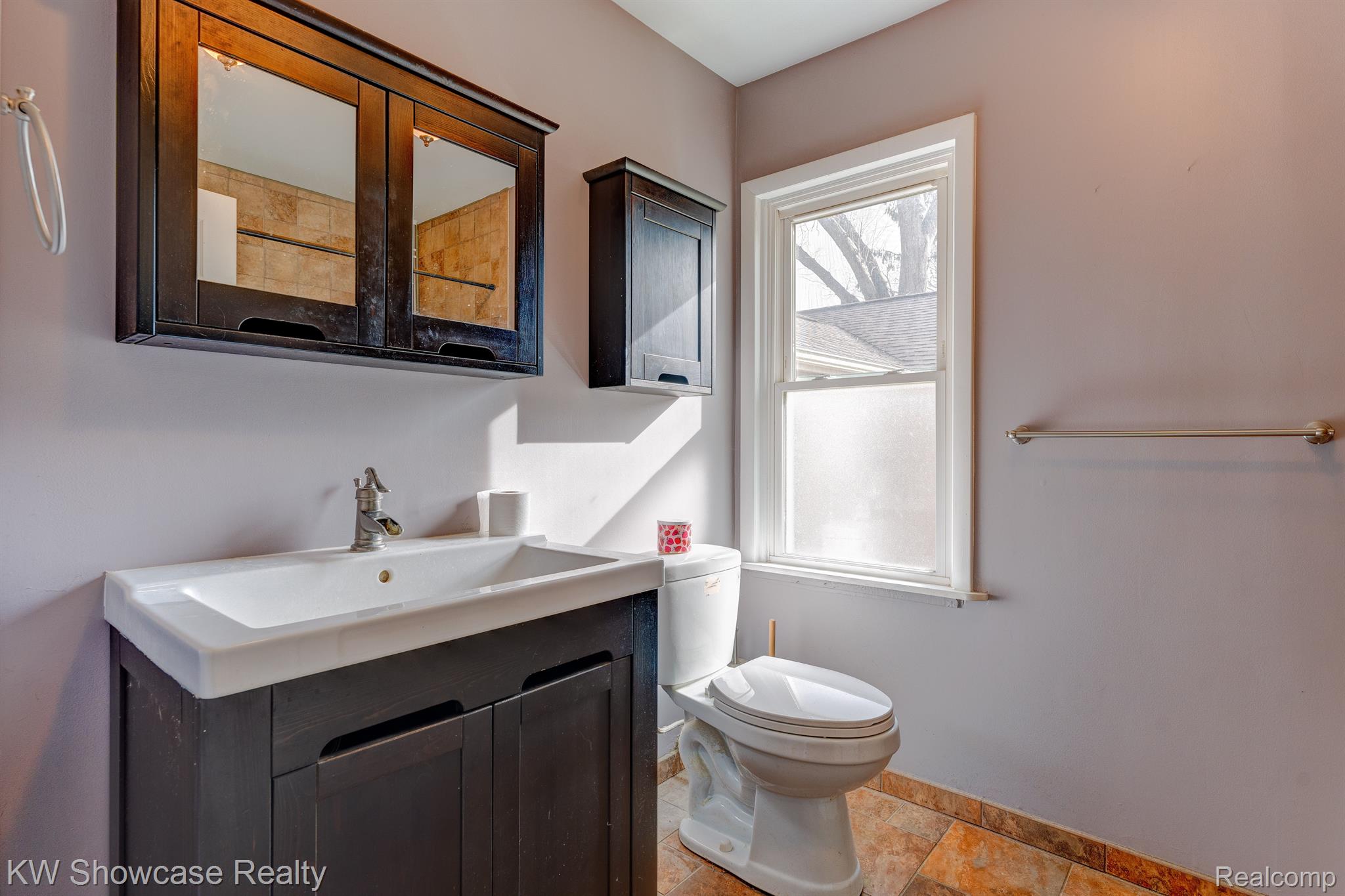 5693 Crescent Road Waterford, MI 48327 - Photo 26 of 56 Gallery Image 26