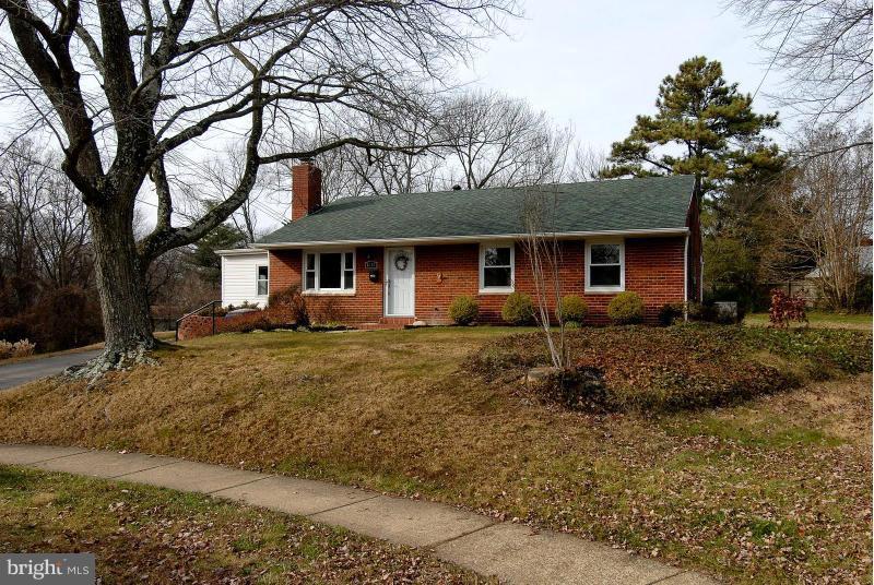 4130 Conrad Road Alexandria, VA 22312 - Photo 22 of 28 Exterior (Front)