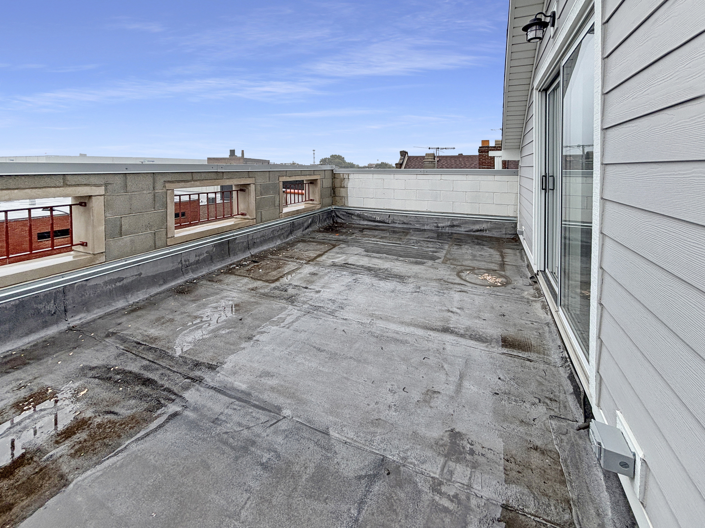 1634 West Cermak Road, Unit 3 Chicago, IL 60608 - Photo 18 of 19 a view of a balcony with city view