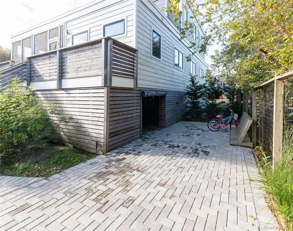 $12,500 | 31 Atlantic Avenue, Ocean Beach, NY 11770