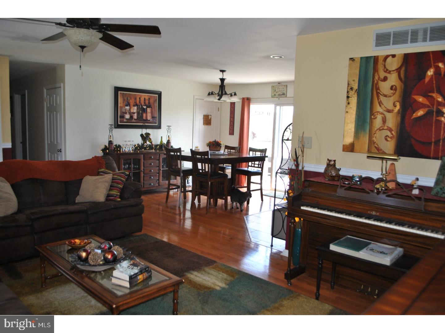 41 Upper Neck Road Pittsgrove, NJ 08318 - Photo 6 of 20 Family Room