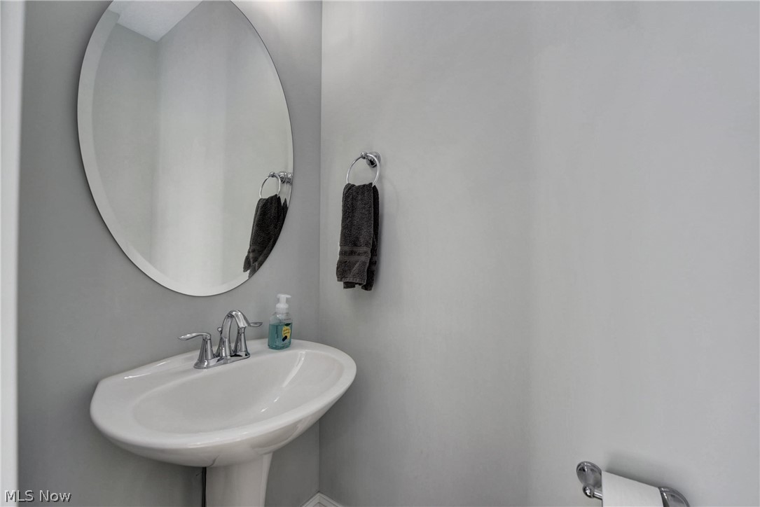 1945 Randall Road Cleveland, OH 44113 - Photo 23 of 30 Gallery Image 23