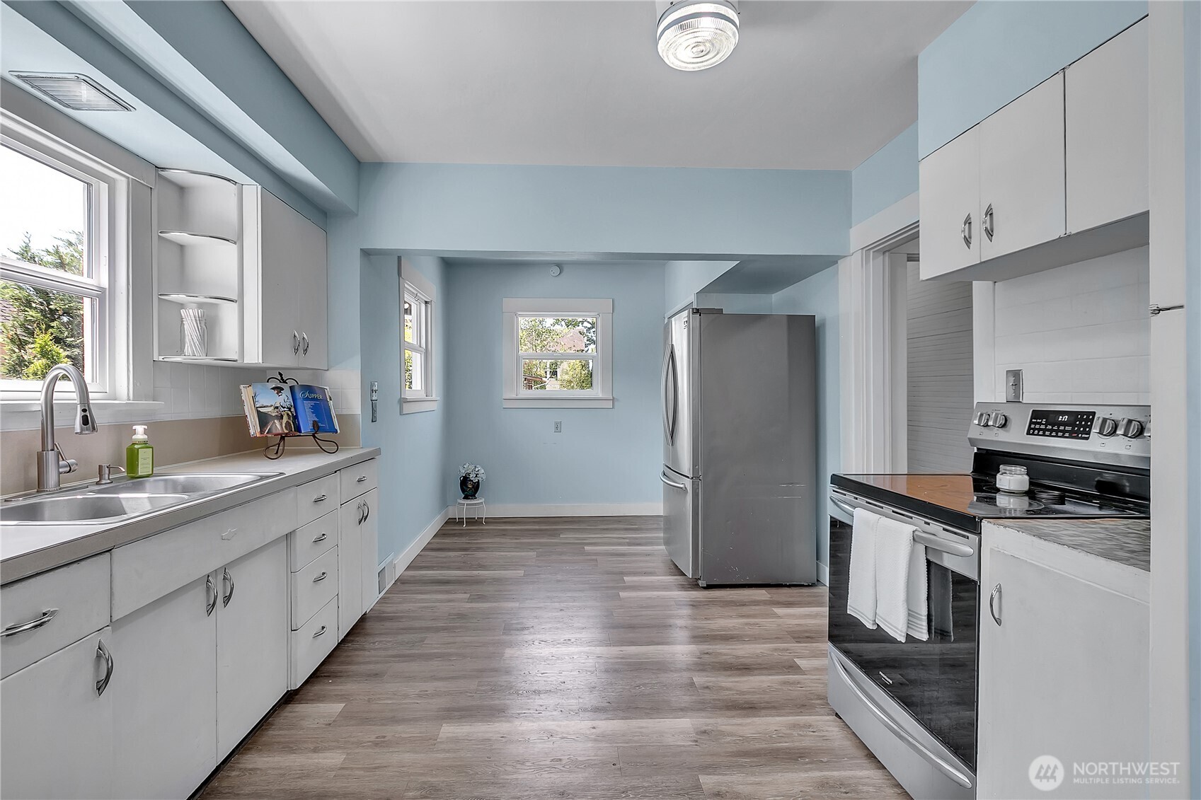 1722 Harding Street Enumclaw, WA 98022 - Photo 10 of 30