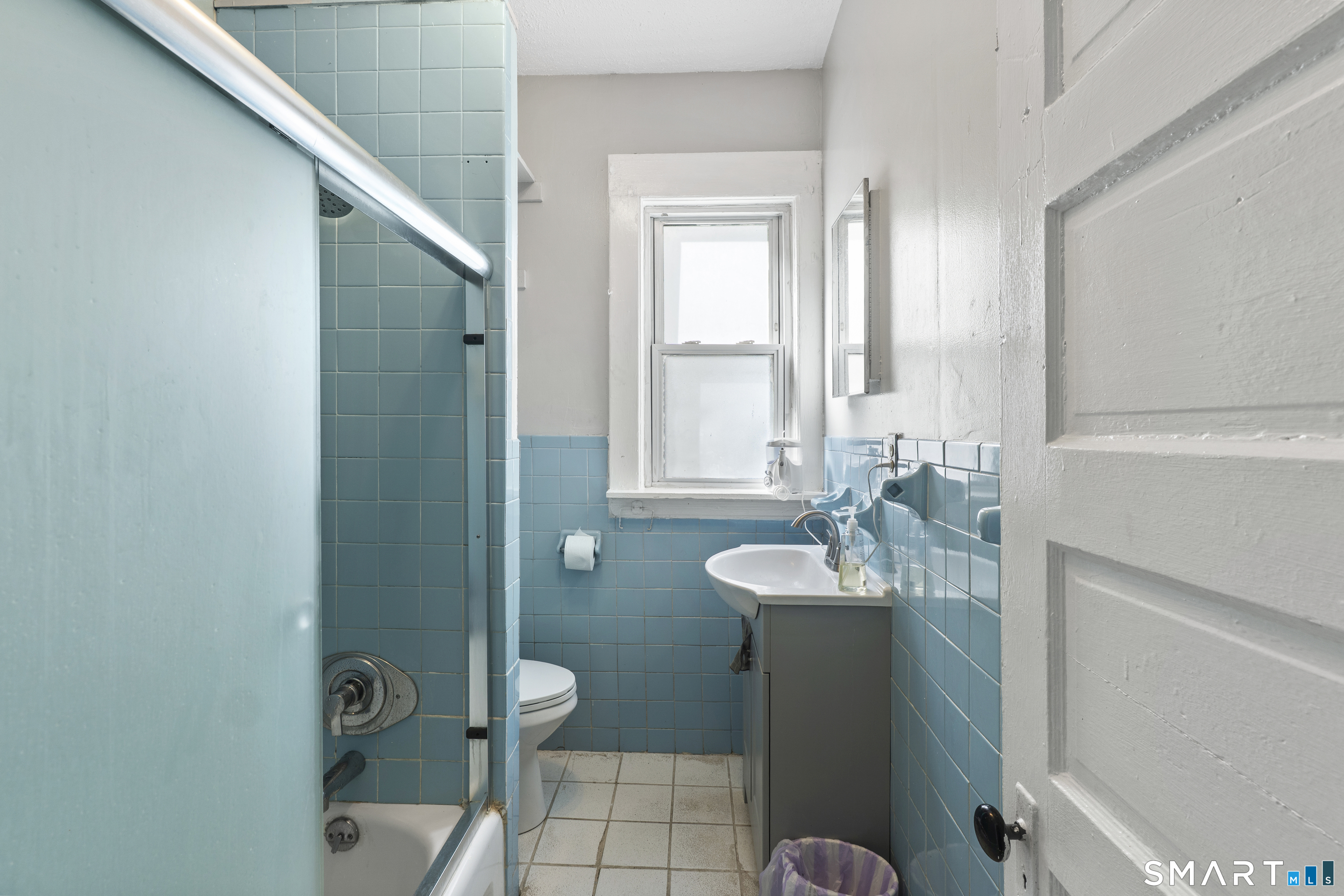 181 Butler Street Hamden, CT 06511 - Photo 16 of 27 Gallery Image 16