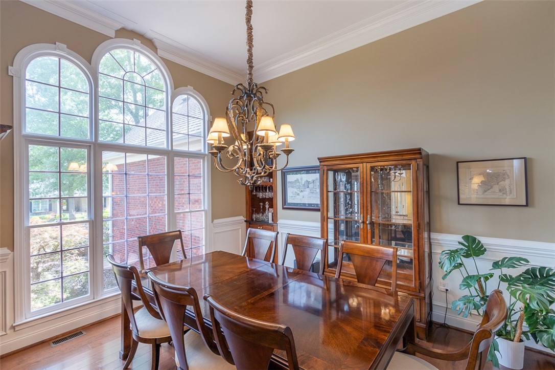 113 Augusta National Anderson, SC 29621 - Photo 4 of 49