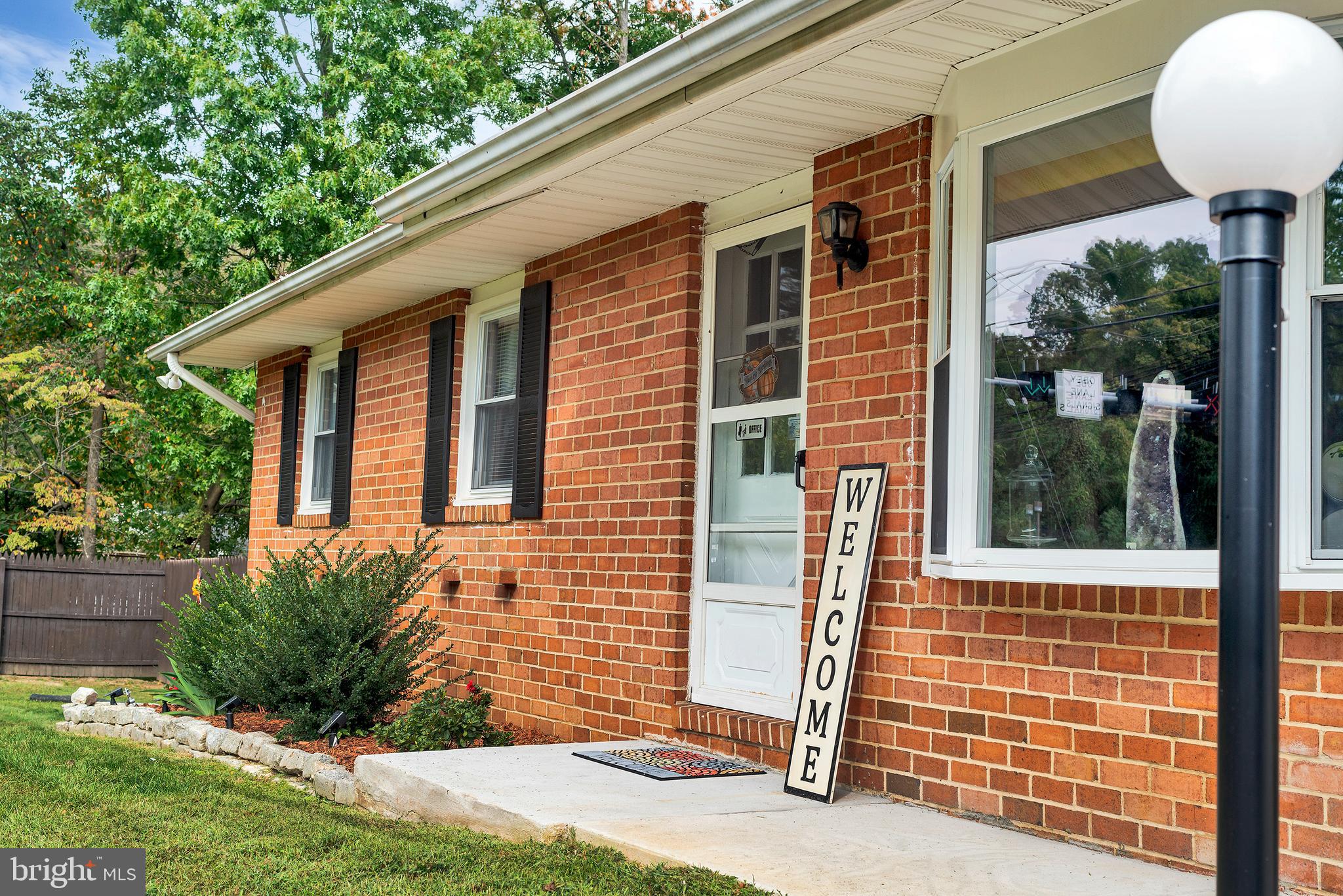 4616 Mountain Road Pasadena, MD 21122 - Photo 2 of 81 Gallery Image 2