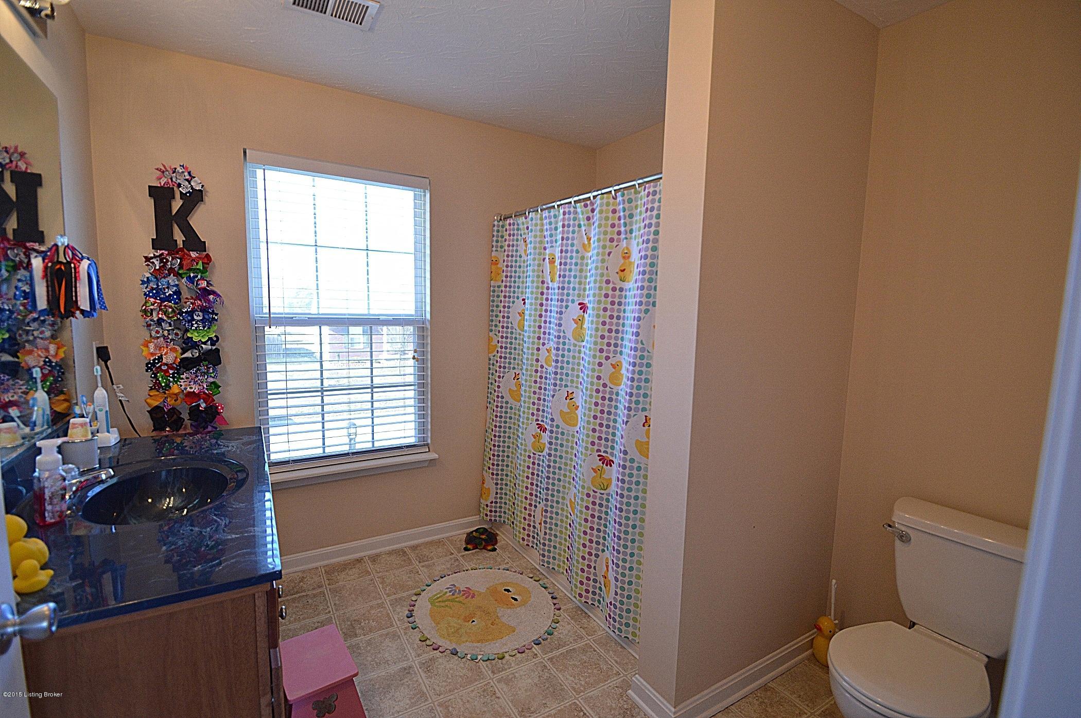 168 Madison Rae Boulevard Shepherdsville, KY 40165 - Photo 34 of 53 34
