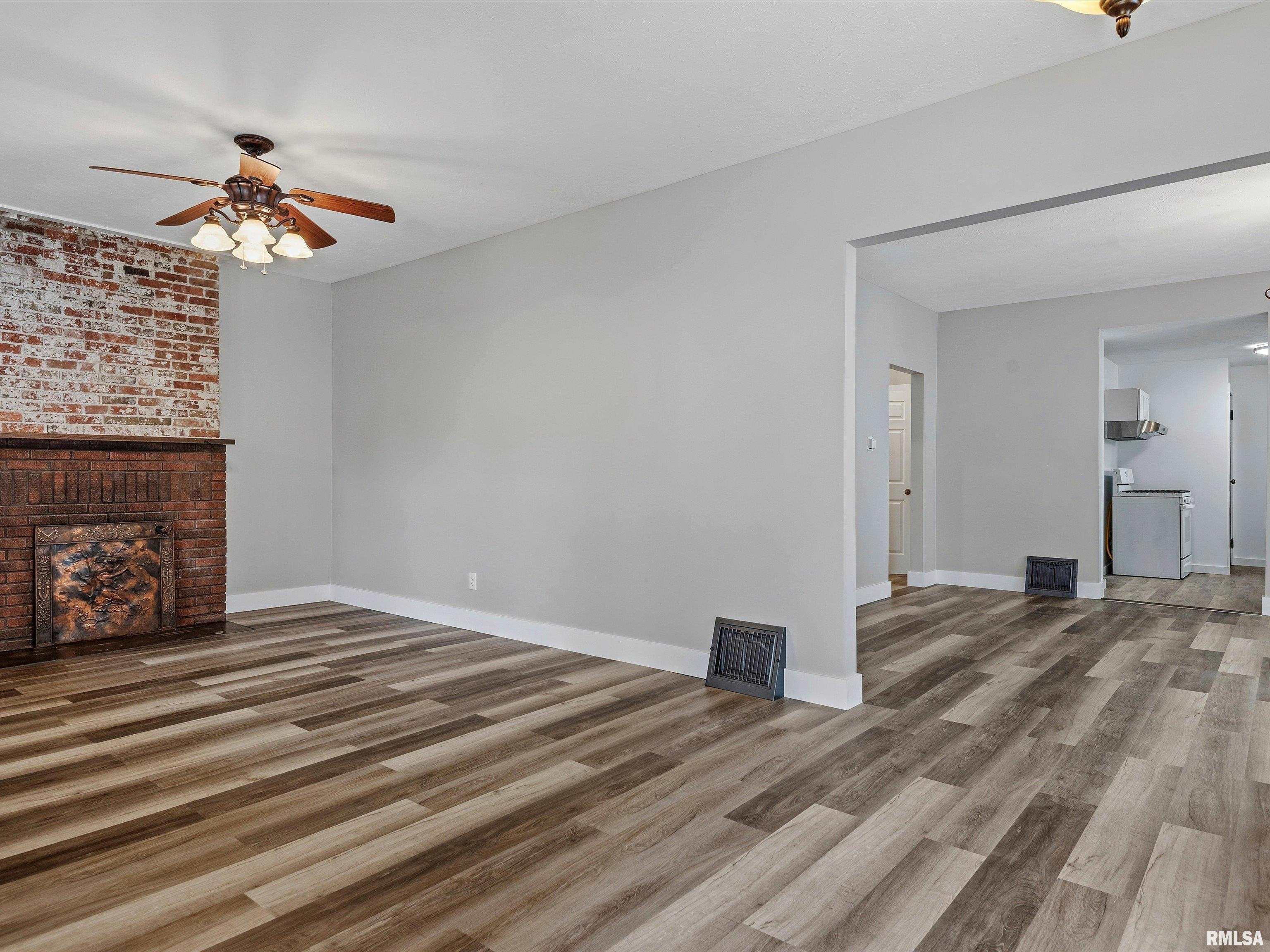 1519 South Spring Street Springfield, IL 62704 - Photo 4 of 22