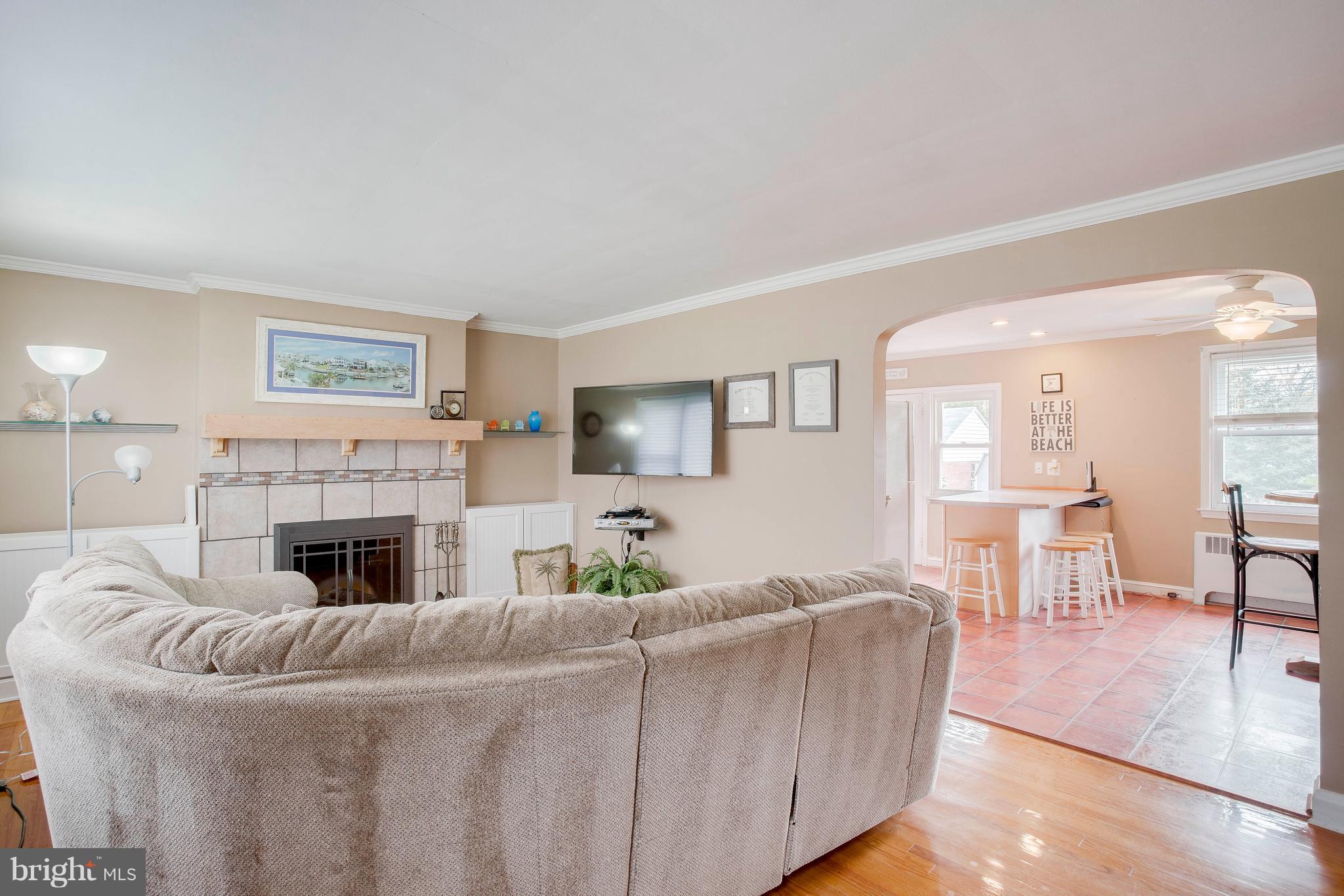 2105 Old Frederick Road Baltimore, MD 21228 - Photo 9 of 21 Great open area for hanging out