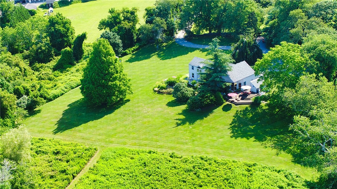 3991 Main Road Tiverton, RI 02878 - Photo 12 of 39